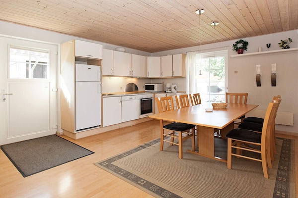 Foto van 6 persoons vakantie huis op een vakantie park in Gråsten - Indoor