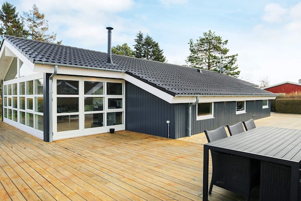 Foto van Luxe retraite met spa -- By Traum Ferienwohnungen - Vakantiehuis in Dannemare - Outdoor