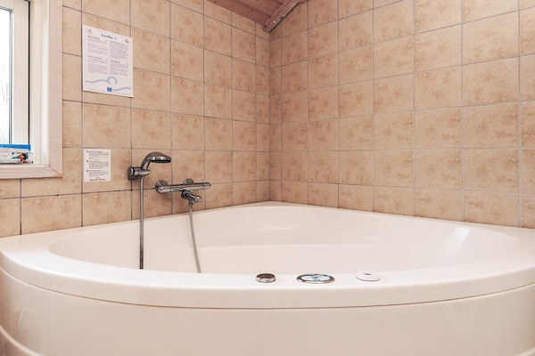 Foto van 6 persoons vakantie huis in Højby-By Traum - Vakantiehuis in Højby - Spa