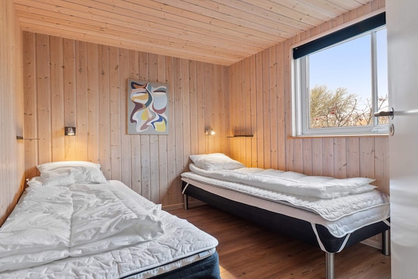 Foto van Luxe strandhuis -- By Traum Ferienwohnungen - Vakantiehuis in Bagenkop - Indoor