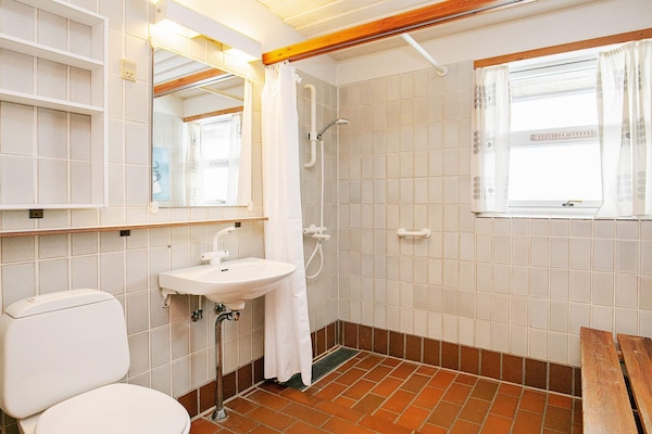Foto van 6 persoons vakantie huis op een vakantie park in Hanstholm - Indoor