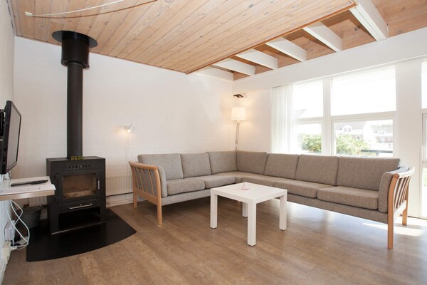 Foto van 8 persoons vakantie huis op een vakantie park in Blåvand - Indoor