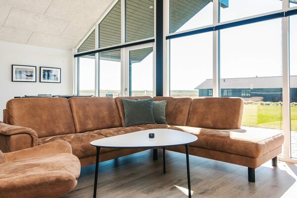 Foto van Luxe vakantieverblijf met zwembad - Vakantiehuis in Harboøre - Indoor