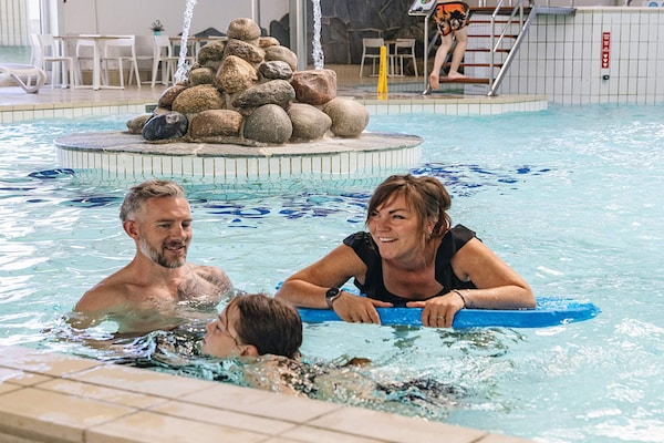 Foto van 6 persoons vakantie huis op een vakantie park in Blokhus - Pool