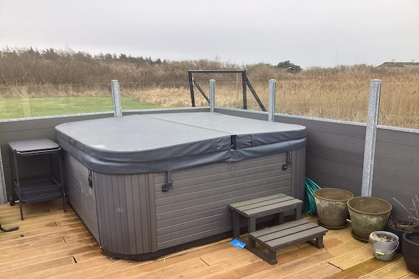 Foto van Luxe toevluchtsoord in Lokken -- By Traum Ferienwohnungen - Spa