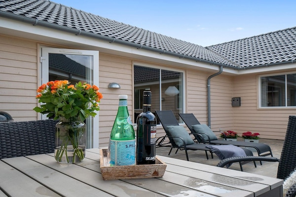 Foto van Luxe retraite bij Houstrup -- By Traum Ferienwohnungen - View