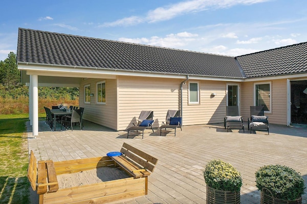Foto van Luxe retraite bij Houstrup -- By Traum Ferienwohnungen - View