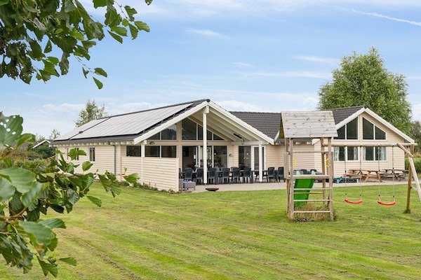 Foto van Luxe strandhuis -- By Traum Ferienwohnungen - Vakantiehuis in Idestrup - Outdoor