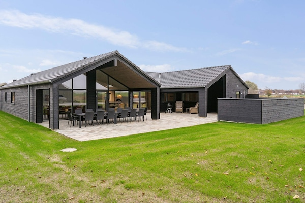 Foto van Luxe Retreat van Hasmark - Vakantiehuis in Otterup - Outdoor