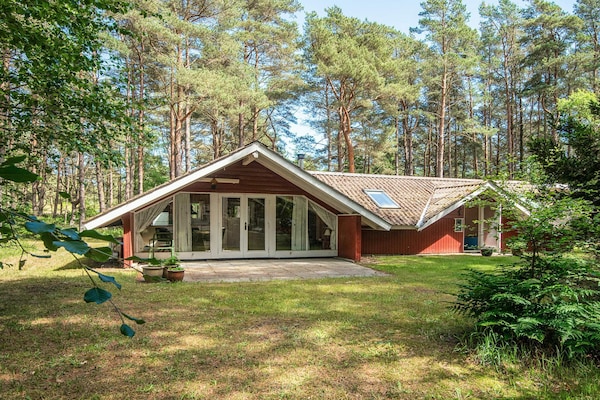 Foto van 6 Personen vakantie huis in Hadsund - Vakantiehuis in Hadsund - Outdoor