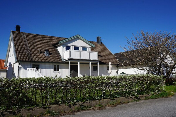 Foto van 4 sterren vakantie huis in KUNGSHAMN - Vakantiehuis in KUNGSHAMN - Outdoor