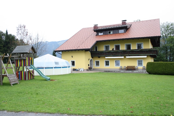 Foto van Appartement in Krispl bij Wandelpaden - Vakantiehuis in Krispl - ExteriorSummer