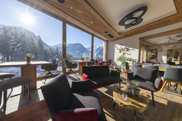 Foto van Alpenchalet met sauna en balkon - Vakantiehuis in Neukirchen - ParkFacilities