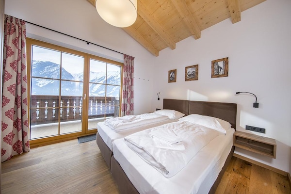 Foto van Chaletverblijf nabij de Krimmler watervallen - Vakantiehuis in Neukirchen - BedRoom