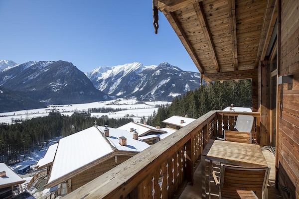 Foto van Chalet in Neukirchen bij Skilift & Sauna - Vakantiehuis in Neukirchen - ViewWinter