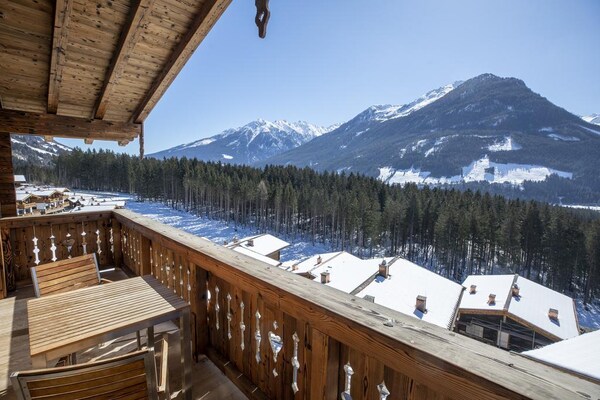 Foto van Chalet in Neukirchen bij Skilift & Sauna - Vakantiehuis in Neukirchen - ViewWinter