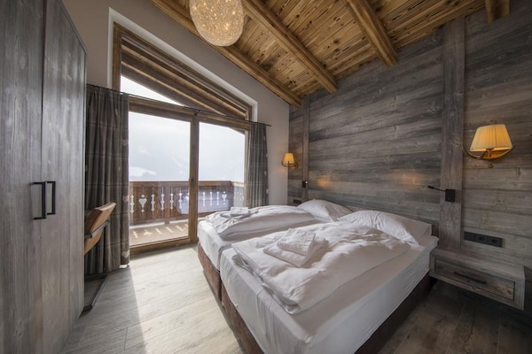 Foto van Chalet in Neukirchen bij Skilift & Sauna - Vakantiehuis in Neukirchen - BedRoom