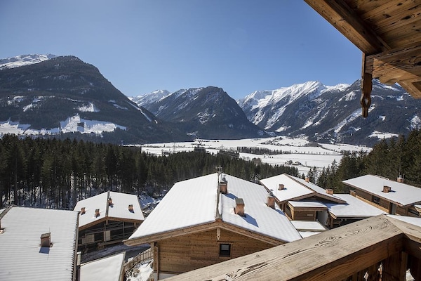 Foto van Chalet in Neukirchen bij Skilift & Sauna - Vakantiehuis in Neukirchen - AreaWinter1KM