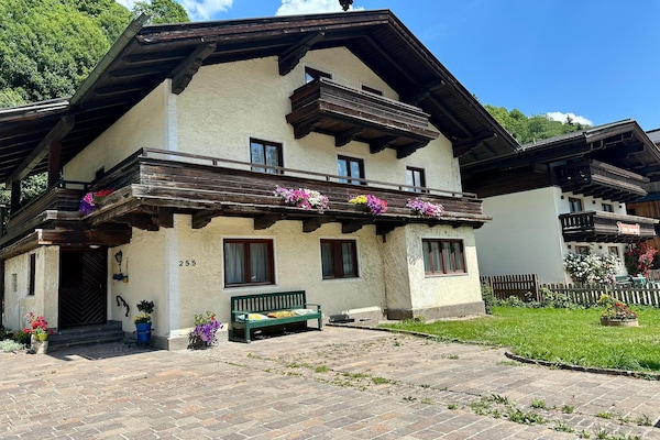 Foto van Ferienhaus in Saalbach-Hinterglemm - Vakantiehuis in Saalbach-Hinterglemm - ExteriorSummer