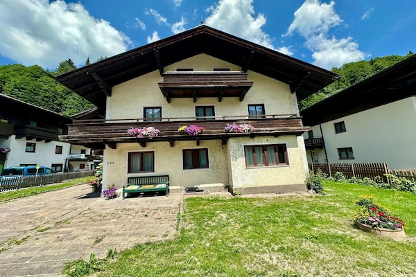 Foto van Ferienhaus in Saalbach-Hinterglemm - Vakantiehuis in Saalbach-Hinterglemm - ExteriorSummer