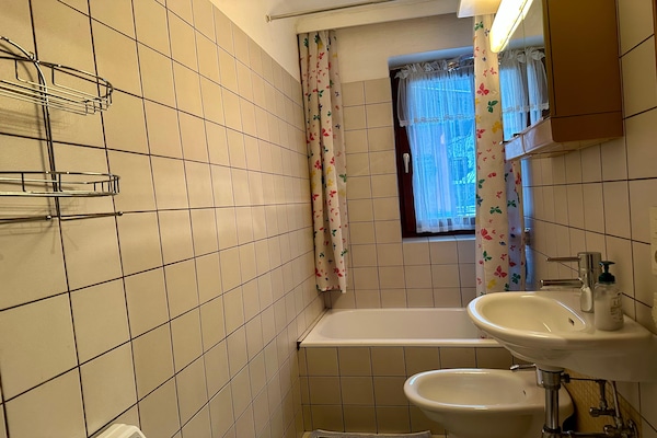 Foto van Ferienhaus in Saalbach-Hinterglemm - Vakantiehuis in Saalbach-Hinterglemm - BathRoom