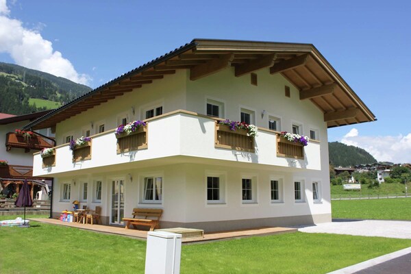 Foto van Appartement in Aschau bij Skibanen - Vakantiehuis in Aschau im Zillertal - AreaWinter5KM