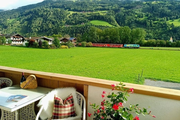 Foto van Appartement in Aschau bij Skibanen - Vakantiehuis in Aschau im Zillertal - AreaSummer5KM