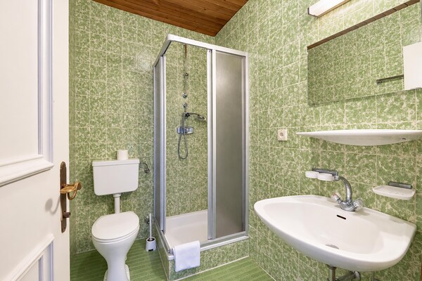 Foto van Chalet in Angerberg bij SkiWelt Sneeuw - Vakantiehuis in Angerberg - BathRoom