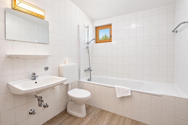 Foto van Chalet in Angerberg bij SkiWelt Sneeuw - Vakantiehuis in Angerberg - BathRoom