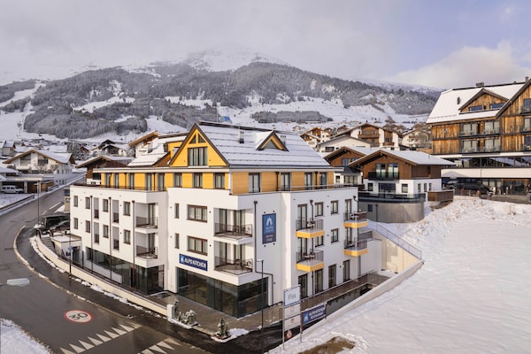 Foto van Exclusief appartement met terras - Vakantiehuis in Fiss - ExteriorWinter
