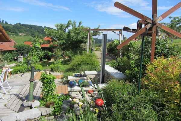 Foto van 1 in het romantische gastenverblijf Annas-Home - Vakantiehuis in Ratsch - Untagged
