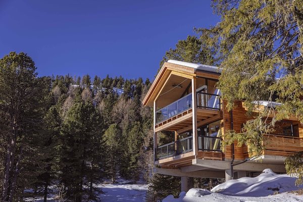 Foto van Superior Chalet #23 with Sauna & Hot Tub - Vakantiehuis in Turrach - ExteriorWinter