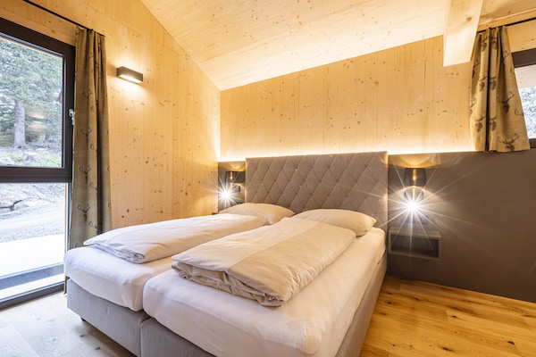 Foto van Superior Chalet #23 with Sauna & Hot Tub - Vakantiehuis in Turrach - BedRoom
