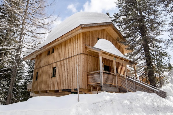 Foto van Luxe chalet met Finse sauna - Vakantiehuis in Turracherhöhe - ExteriorWinter