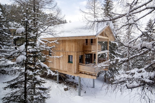 Foto van Luxe chalet met Finse sauna - Vakantiehuis in Turracherhöhe - ExteriorWinter