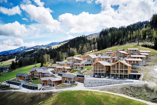 Foto van Luxe chalet met zwembad en sauna bij de skilift - Vakantiehuis in Ennsling - AreaSummer1KM