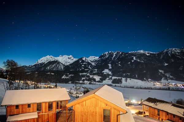 Foto van Luxe chalet met zwembad en sauna bij de skilift - Vakantiehuis in Ennsling - AreaWinter1KM