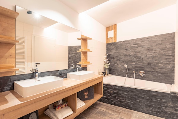 Foto van Appartement dichtbij het skigebied - Vakantiehuis in Schladming - Pichl, Ennstal - BathRoom