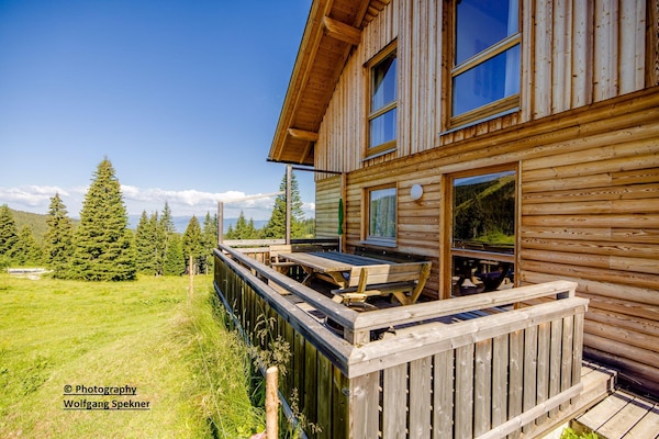 Foto van Chalet in Karinthië met sauna bij skipistes - Vakantiehuis in Sankt Gertraud-Weinebene - TerraceBalcony