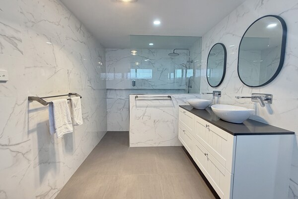 Foto van Comfortabel verblijf nabij Busselton Beach - Vakantiehuis in West Busselton - BathRoom