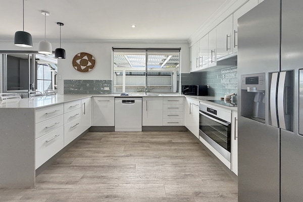 Foto van Comfortabel verblijf nabij Busselton Beach - Vakantiehuis in West Busselton - Kitchen