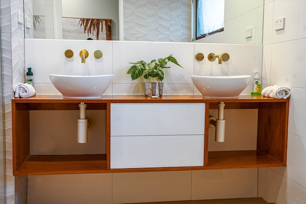 Foto van Een oase aan de kust met 3 slaapkamers en panoramisch uitzicht. - BathRoom