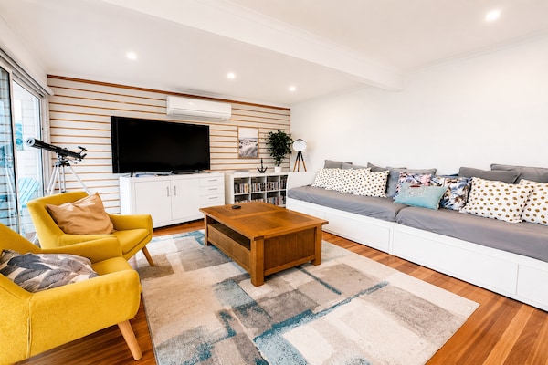 Foto van Een oase aan de kust met 3 slaapkamers en panoramisch uitzicht. - LivingRoom