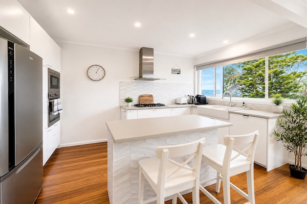 Foto van Een oase aan de kust met 3 slaapkamers en panoramisch uitzicht. - Kitchen