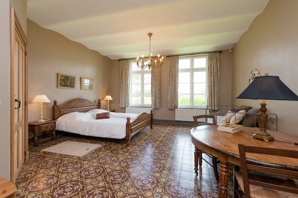 Foto van Le Hameau du Château – Elegantie en rust in het - BedRoom