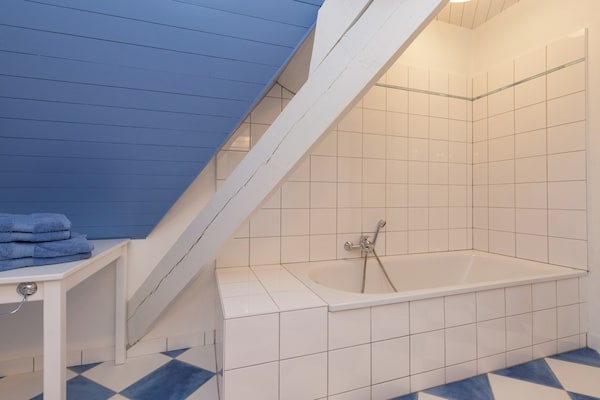 Foto van Le Hameau du Château – Elegantie en rust in het - BathRoom