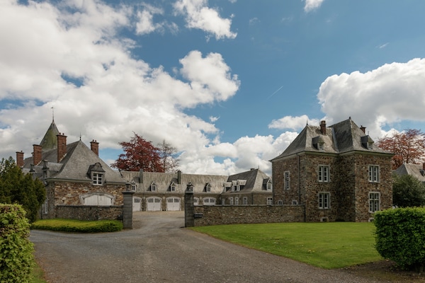 Foto van Le Hameau du Château – Elegantie en rust in het - ExteriorSummer