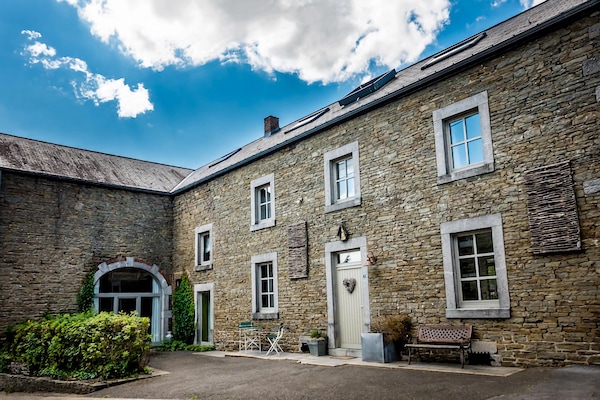 Foto van Vakantiehuis in Durbuy met Binnenzwembad - Vakantiehuis in Durbuy - ExteriorSummer