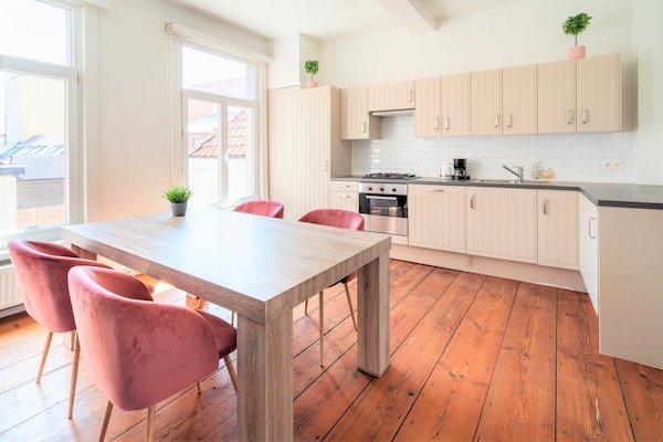 Foto van Appartement in de Oude Stad van Antwerpen - Vakantiehuis in Antwerp - DiningRoom