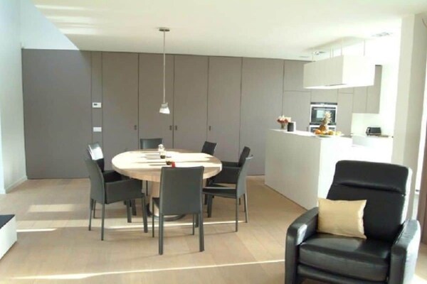 Foto van De storing op zee - Vakantiehuis in De Panne - DiningRoom